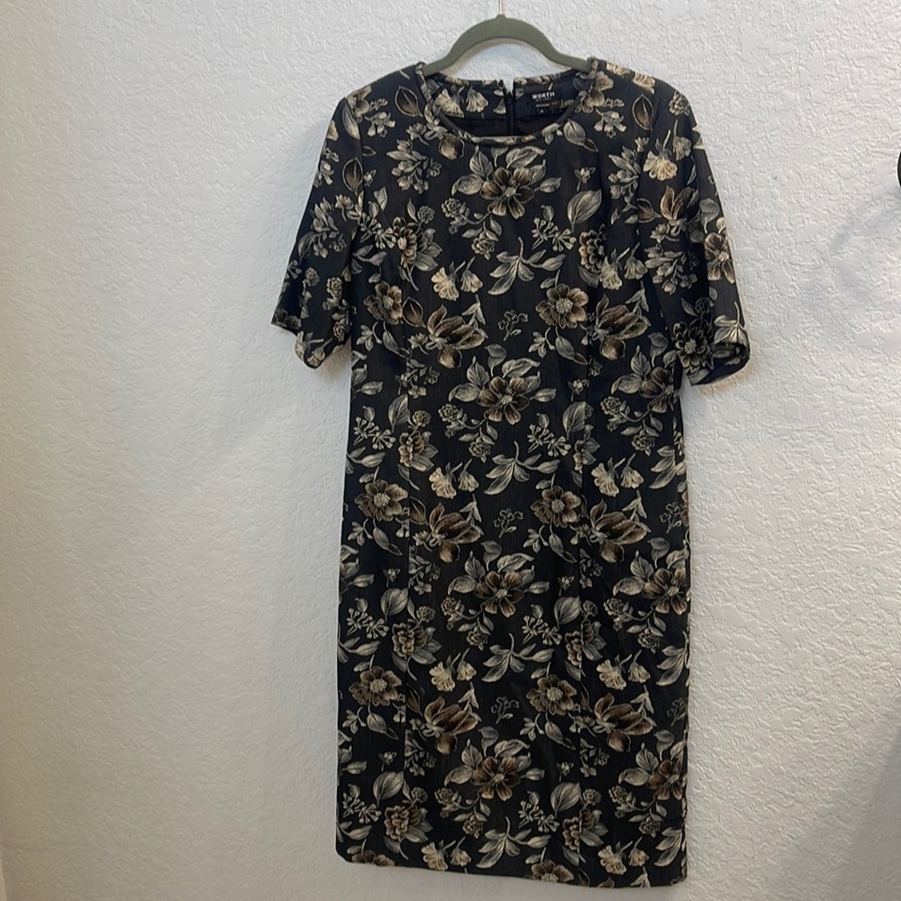 🌟Clearance Sale🌟Worth Beautiful Vintage dress, size 14; multicolor.